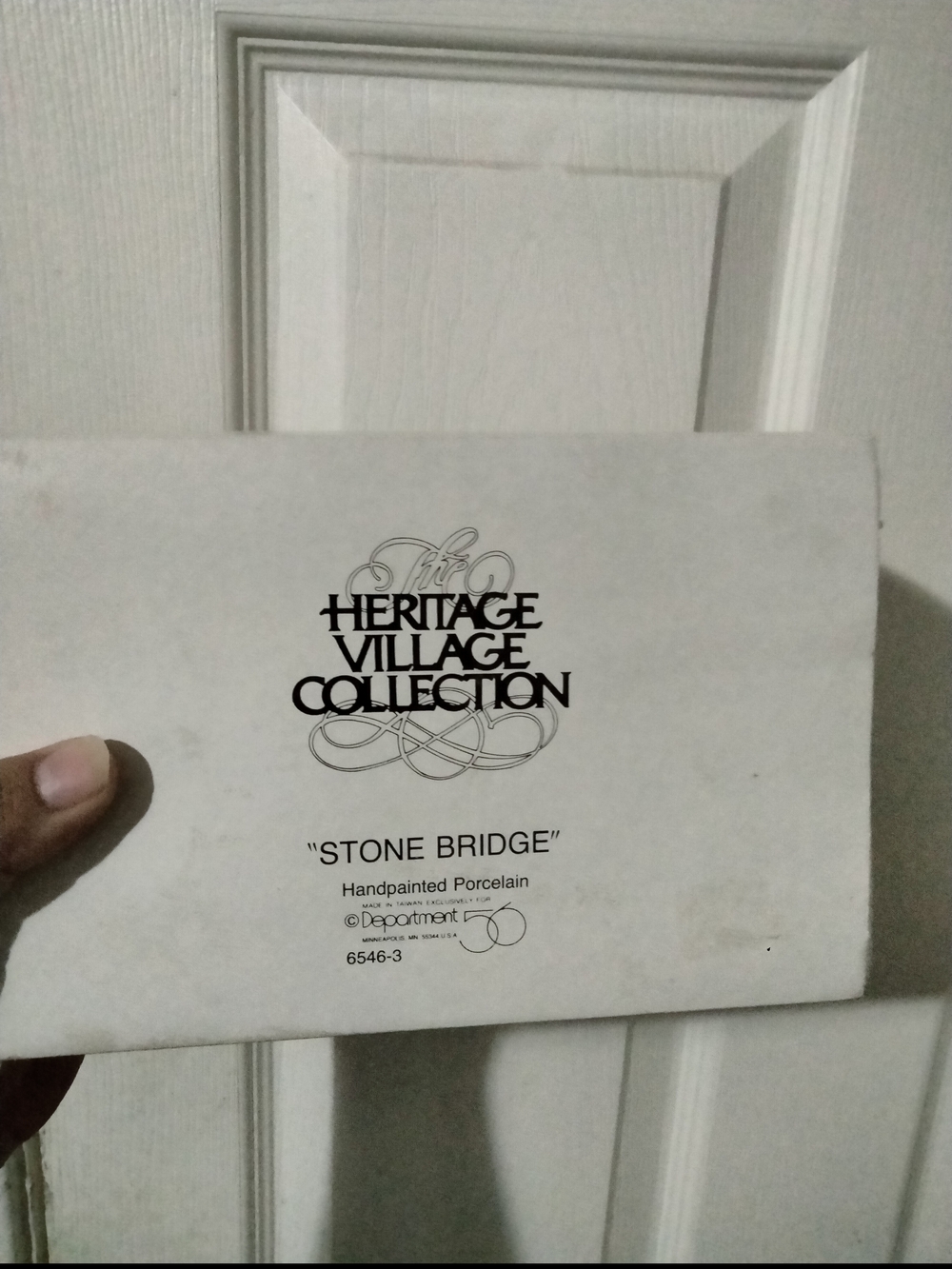 Heritage Village Collection "Stone Bridge" Porcelain Plate - White